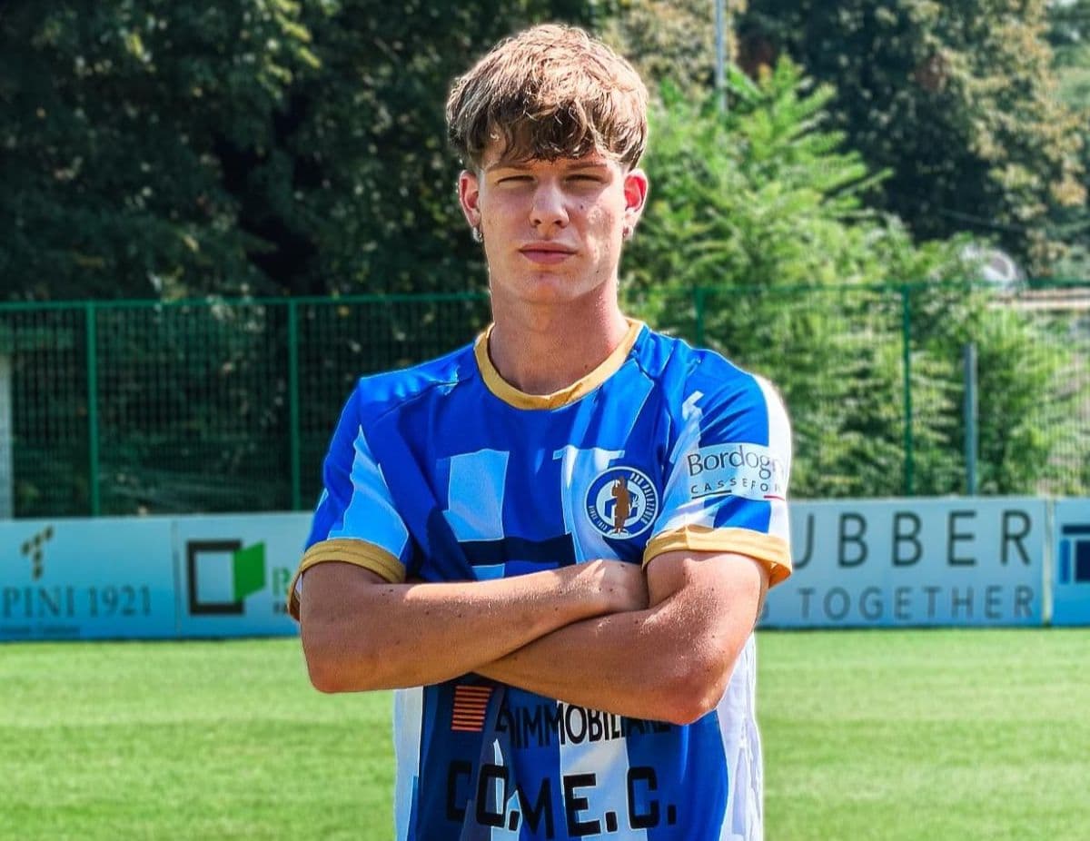 Mattia Signoroni è un nuovo calciatore della Prima Squadra Maschile.