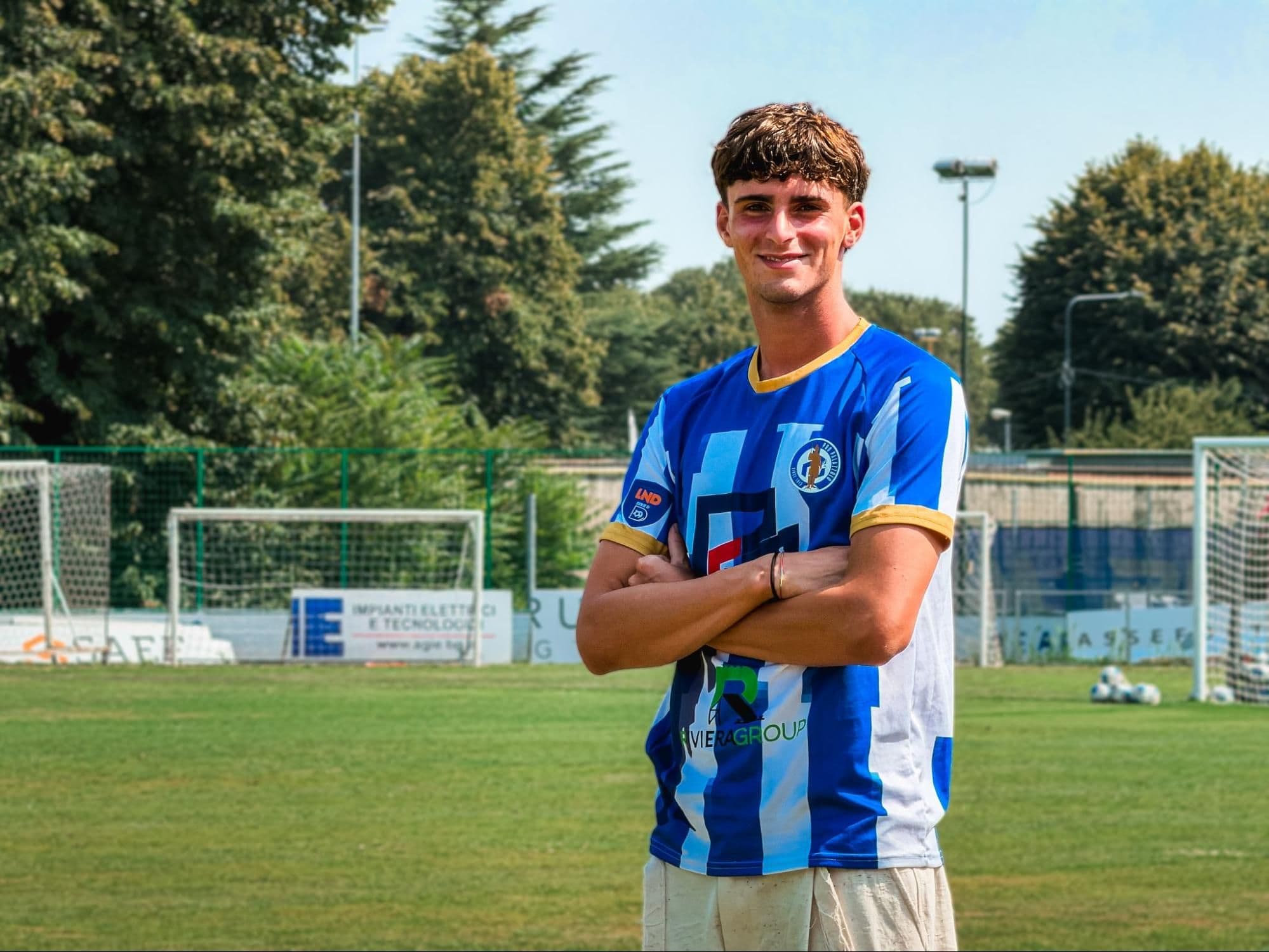 Lorenzo Battagliola è un nuovo calciatore della Prima Squadra Maschile.